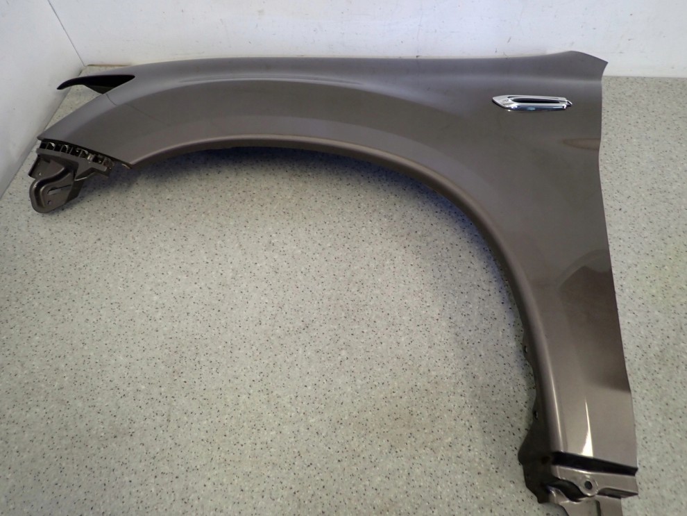 MITSUBISHI ASX 10- BŁOTNIK PRZEDNI LEWY C06A 8/12