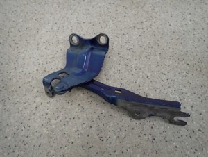 MAZDA3 MAZDA 3 03- BK ZAWIAS MASKI LEWY 3/3 MINIATURA