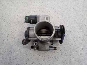 CHEVROLET AVEO T250 1.4i 07- PRZEPUSTNICA POWIETRZA 2/5 MINIATURA