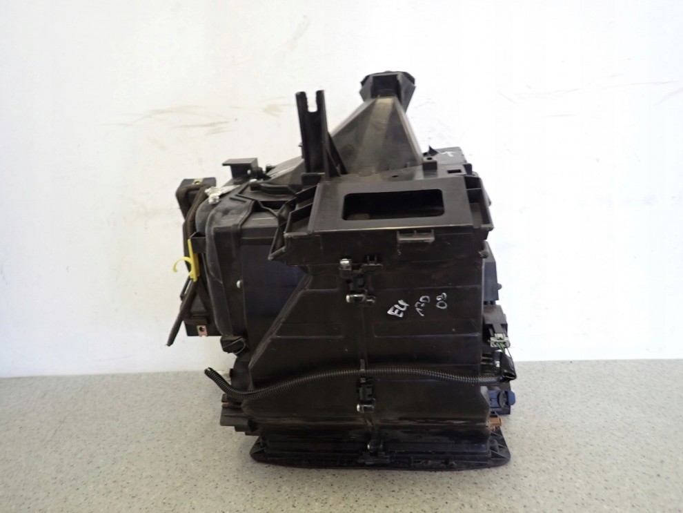 HONDA CIVIC VII 01- 05 NAGRZEWNICA PAROWNIK OBUDOWA 7/9