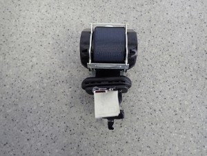 MITSUBISHI ASX 10-16 PAS BEZPIECZEŃSTWA TYLNY ŚRODKOWY