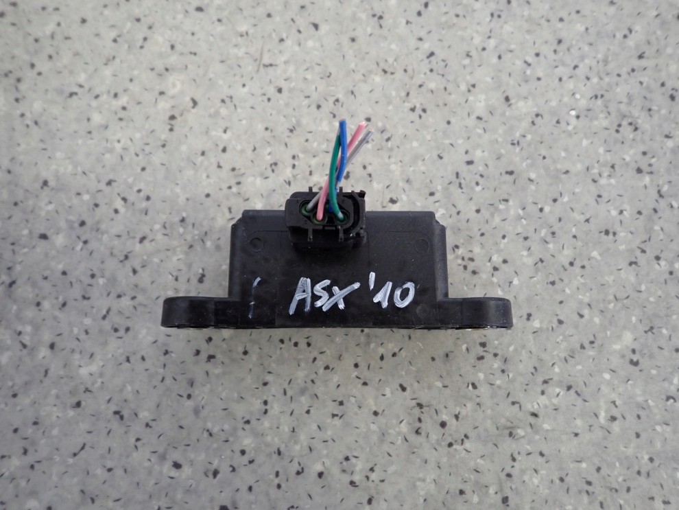 MITSUBISHI ASX 10-16 CZUJNIK ESP 2/4