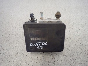 SUZUKI GRAND VITARA II 1.9d POMPA ABS 65j9