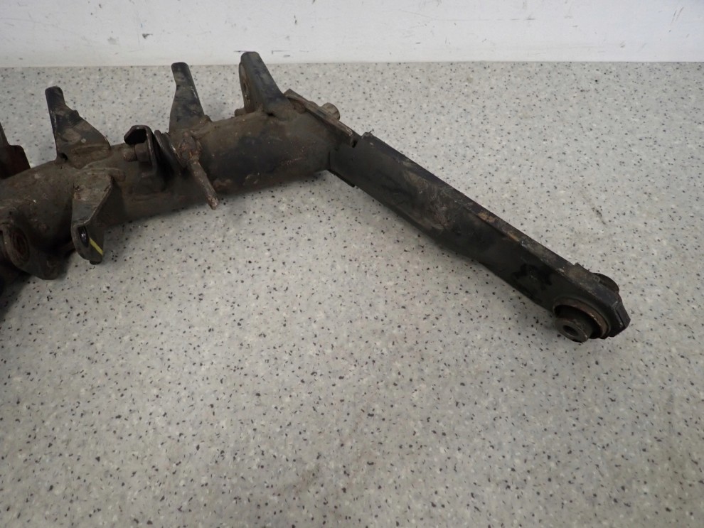 HONDA CIVIC VII 01- 05 EP EU WAHACZ TYLNY PRAWY WLECZONY WZDŁUŻNY 8/9