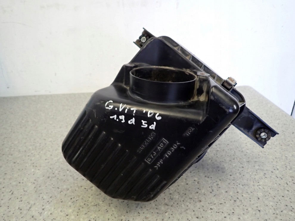SUZUKI GRAND VITARA II 1.9d 05- OBUDOWA FILTRA POWIETRZA 3/6