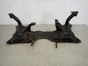 SUZUKI SX4 06-12 SANKI BELKA ZAWIESZENIA PRZEDNIEGO 10/12 MINIATURA