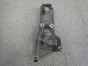 MITSUBISHI ASX 1.8 DID 10- ŁAPA MOCOWANIE ALTERNATORA KOMPRESORA 1/5 MINIATURA