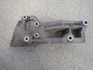 MITSUBISHI ASX 1.8 DID 10- ŁAPA MOCOWANIE ALTERNATORA KOMPRESORA 4/5 MINIATURA