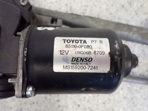 TOYOTA COROLLA VERSO 04- MECHANIZM SILNICZEK WYCIERACZEK PRZEDNICH KOMPLET 4/8 MINIATURA