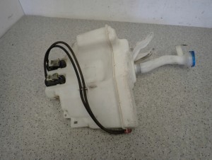 SUZUKI GRAND VITARA II 05- ZBIORNICZEK PŁYNU DO SPRYSKIWACZY