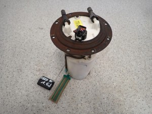 KIA CEED 06-12 1.6 CRDI CZUJNIK POZIOMU PALIWA PŁYWAK