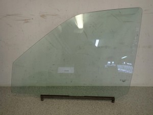 SUZUKI IGNIS 04-07 SZYBA PRZEDNIA LEWA