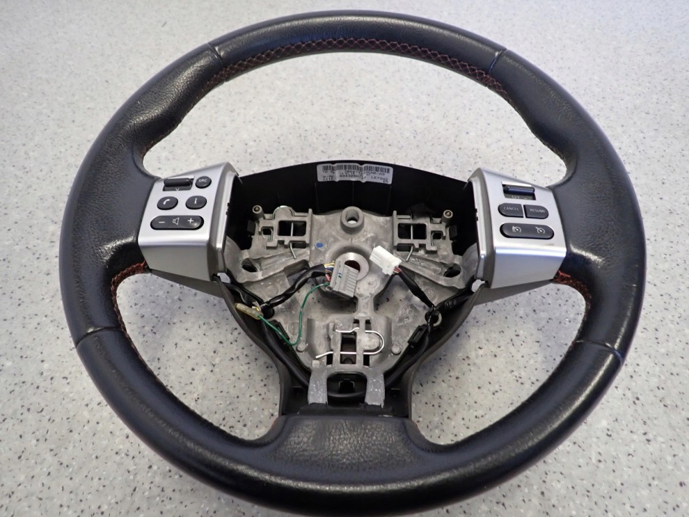 NISSAN NOTE E11 06-12 KIEROWNICA KOŁO KIEROWNICY MULTIFUNKCYJNA 2/9