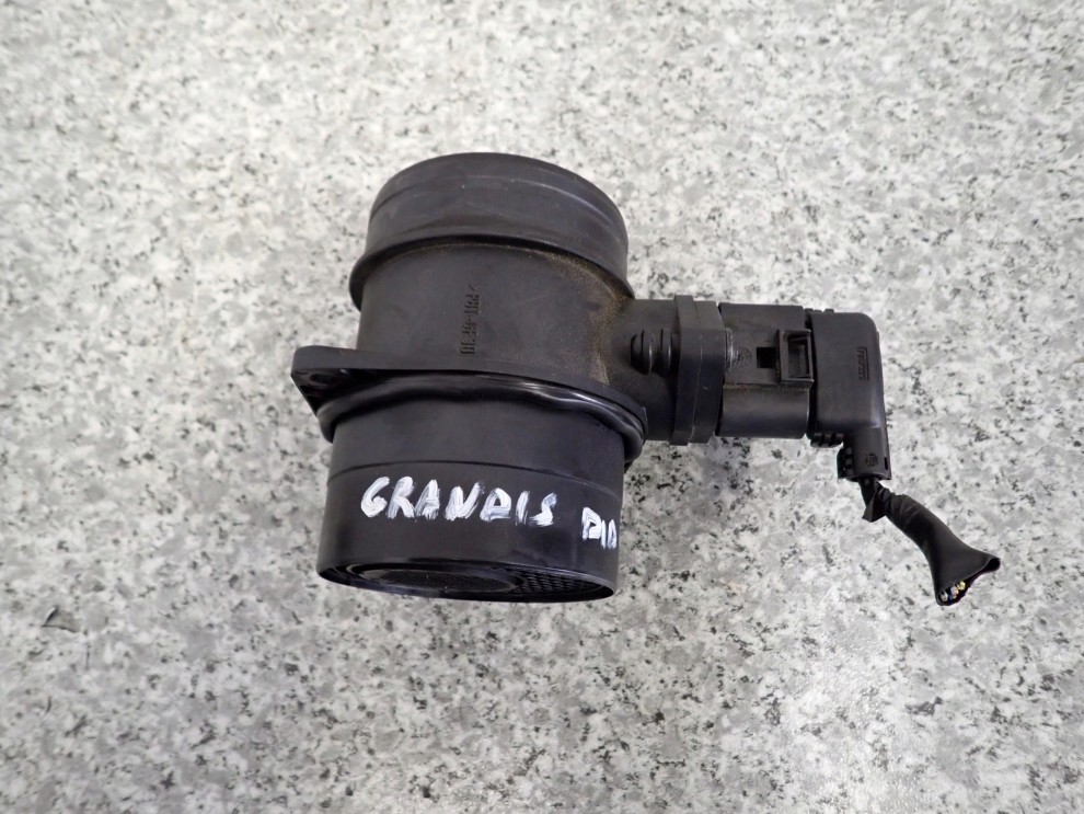 MITSUBISHI GRANDIS 2.0 DID 03-10 PRZEPŁYWOMIERZ POWIETRZA 1/4