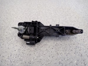 HYUNDAI IX20 09- KLAMKA DRZWI PRZEDNIA LEWA NSW 6/7 MINIATURA