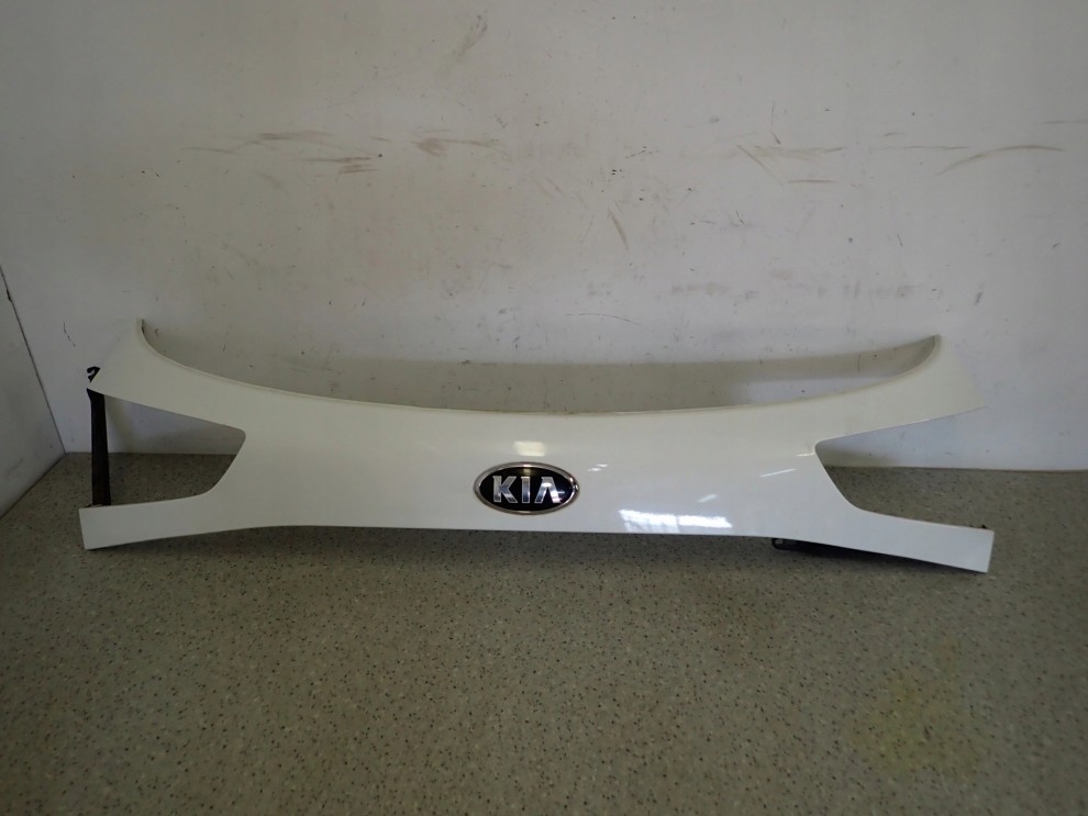 KIA CEED II KOMBI SW 12-17 BLENDA NAKŁADKA LISTWA KLAPY HW 1/10