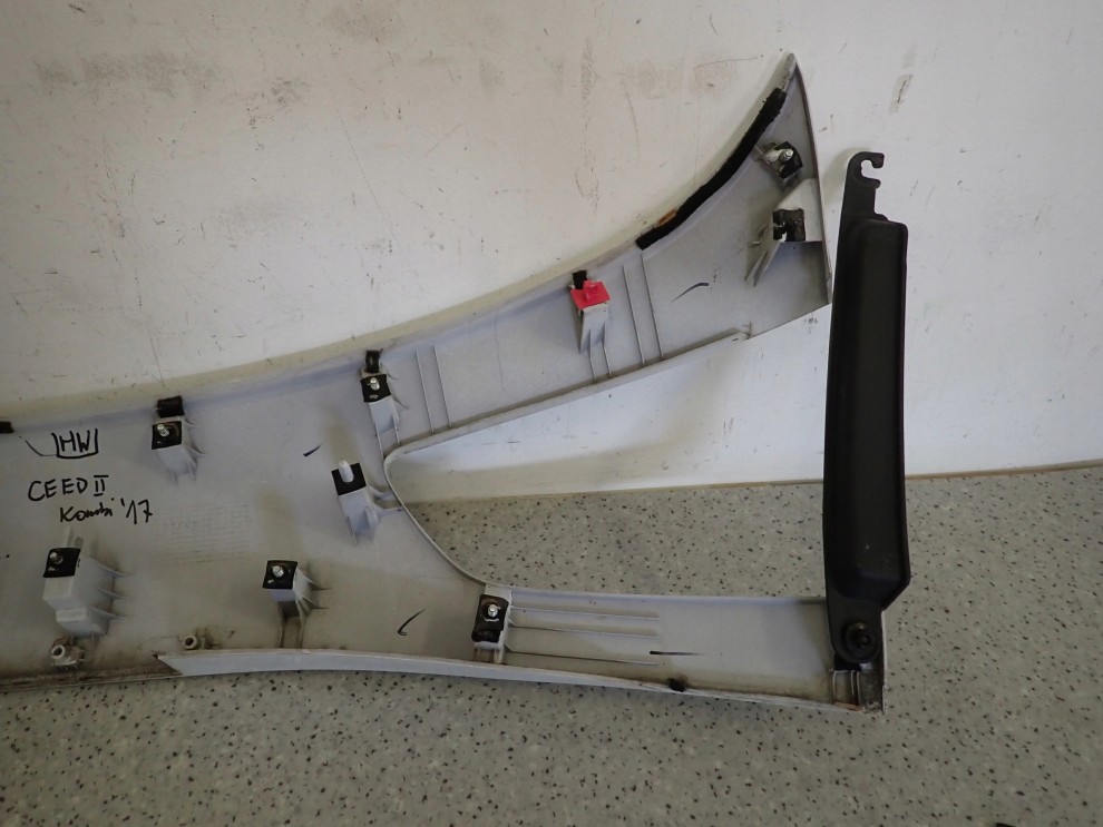 KIA CEED II KOMBI SW 12-17 BLENDA NAKŁADKA LISTWA KLAPY HW 10/10
