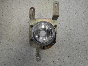 SUZUKI IGNIS 00-03 HALOGEN PRZEDNI PRAWY