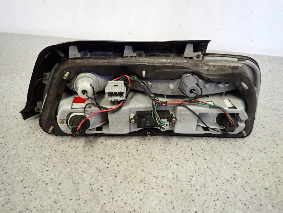 HONDA LEGEND COUPE 92-96 LAMPA TYLNA LEWA 4/5