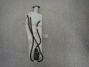 HYUNDAI IX20 09- ZBIORNICZEK SPRYSKIWACZY SPRYSKU 2/6 MINIATURA