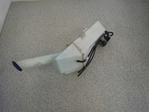 HYUNDAI IX20 09- ZBIORNICZEK SPRYSKIWACZY SPRYSKU 4/6 MINIATURA