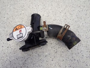 KIA CEED II 1.6 CRDI 12- 17 WLEW CHŁODNICY KRÓCIEC KOREK