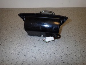 TOYOTA AVENSIS T25 06-08 POPIELNICZKA RAMKA KONSOLKA 9/9 MINIATURA