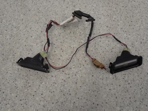 NISSAN ALMERA TINO 00- LAMPKI OŚWIETLENIA TABLICY REJESTRACYJNEJ 6/6 MINIATURA