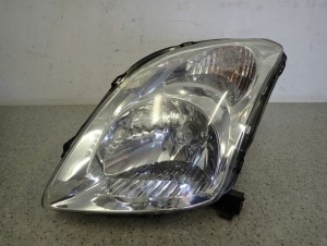 SUZUKI SWIFT 05-09 REFLEKTOR LEWY LAMPA PRZEDNIA LEWA