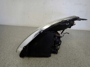 SUZUKI SWIFT 05-09 REFLEKTOR PRAWY LAMPA PRZEDNIA PRAWA 9/9 MINIATURA