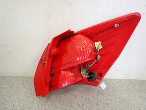 KIA VENGA 09- LAMPA TYLNA LEWA 9/9 MINIATURA