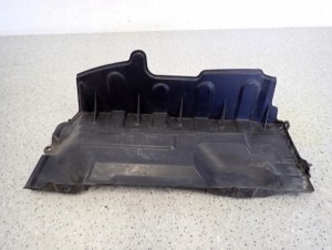 SUZUKI SWIFT MK6 1.3 04- KIEROWNICA POWIETRZA OSŁONA PLASTIK PASA PRZÓD