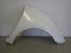 KIA CEED II 12-17 BŁOTNIK PRZEDNI PRAWY HW