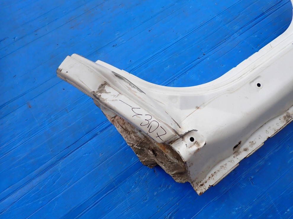 MITSUBISHI OUTLANDER II 06-12 PRÓG PRAWY W13 4/10