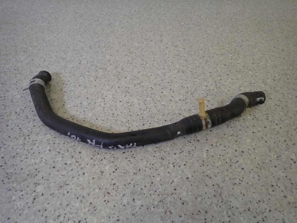 TOYOTA YARIS I 99-05 KRÓCIEC TRÓJNIK PRZEWÓD NAGRZEWNICY 1/3