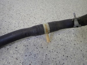 TOYOTA YARIS I 99-05 KRÓCIEC TRÓJNIK PRZEWÓD NAGRZEWNICY 3/3 MINIATURA