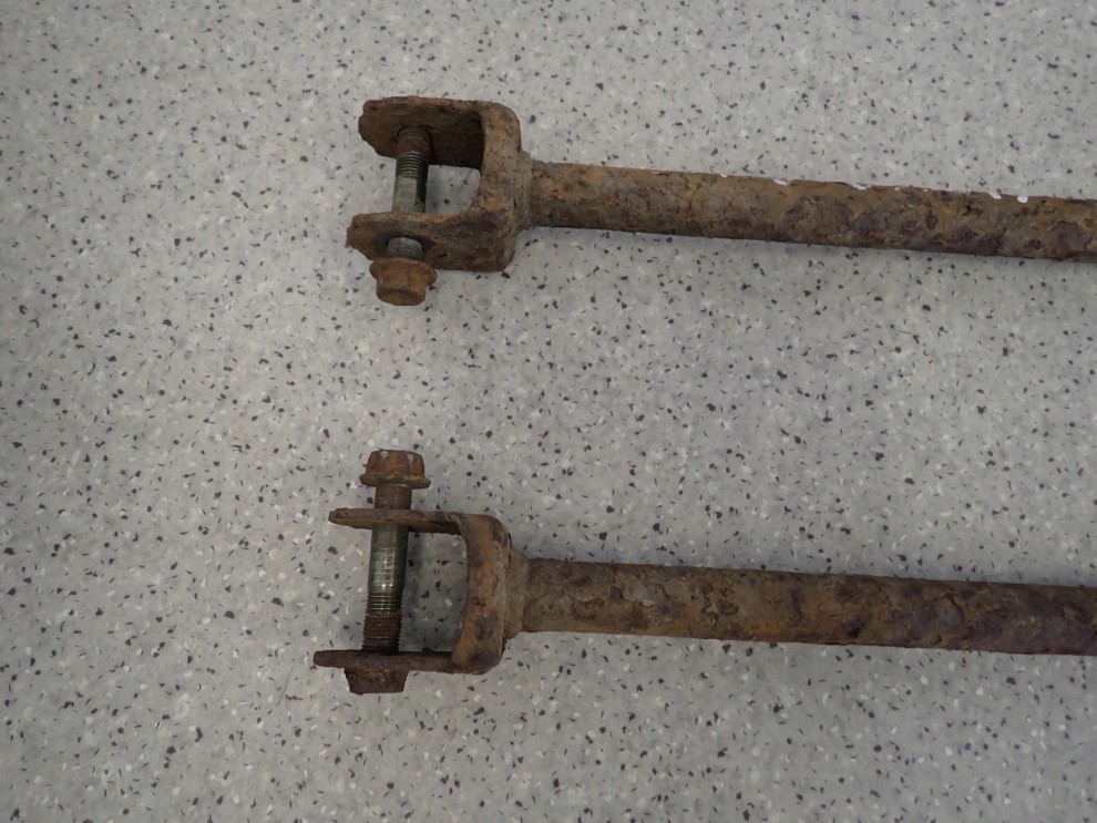 SUZUKI LIANA 2WD 02- WAHACZ TYLNY LEWY LUB PRAWY POPRZECZNY 2/5