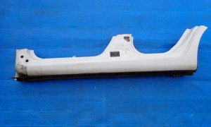 SUZUKI SWIFT MK7 5d 10- MK7 PRÓG LEWY ZNL