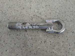 TOYOTA VERSO 09 - UCHO HOLOWNICZE WKRĘCANE HAK