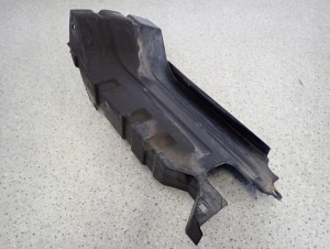 SUZUKI SWIFT 10- MK7 KIEROWNICA POWIETRZA OSŁONA CHŁODNICY