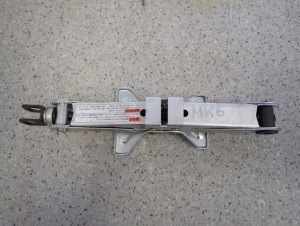 SUZUKI SWIFT MK6 05- PODNOŚNIK SAMOCHODWY LEWAREK