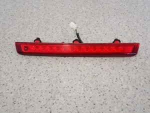 HYUNDAI i30 HB 07-12 LAMPA TRZECI STOP ŚWIATŁA