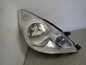 NISSAN NOTE E11 09- LAMPA PRZEDNIA PRAWA REFLEKTOR EUROPA
